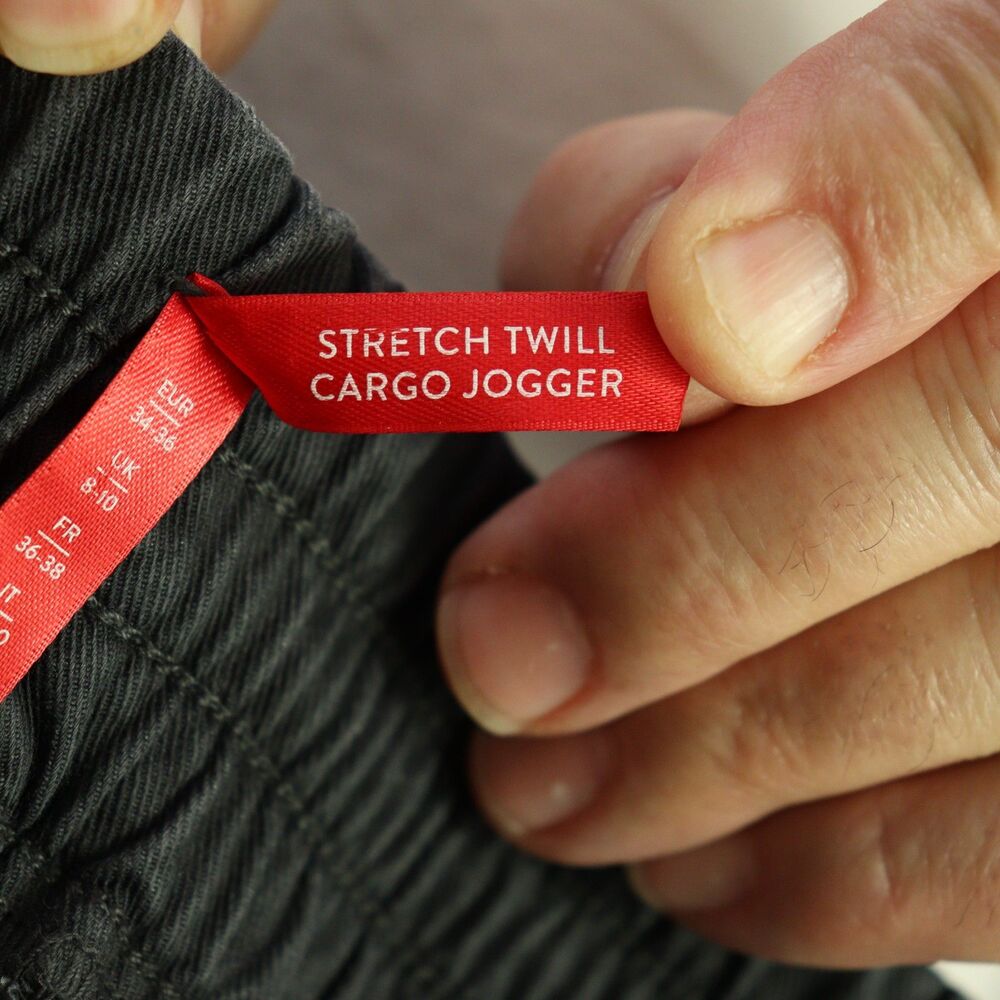 SPANX Stretch Twill Cargo Jogger Pants Zip Ankle size Small - Picture 4 of 5